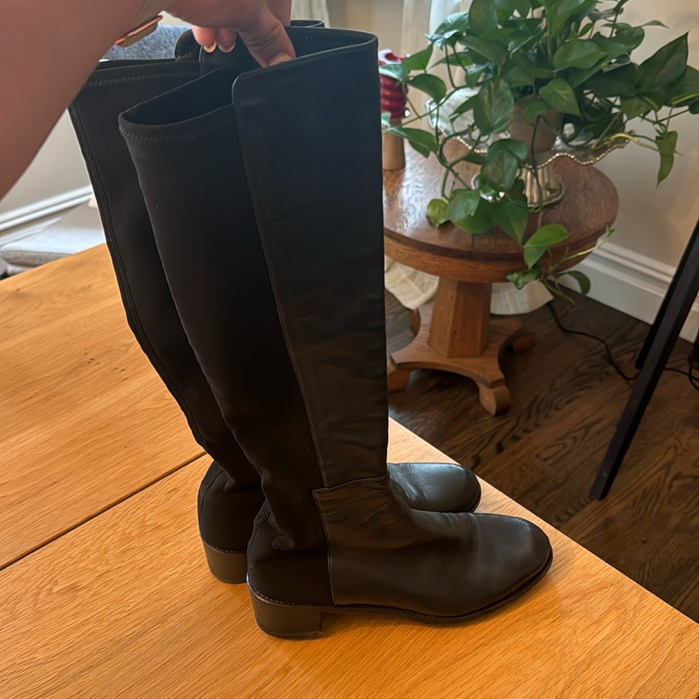 Stuart Weitzman 5050 Boot